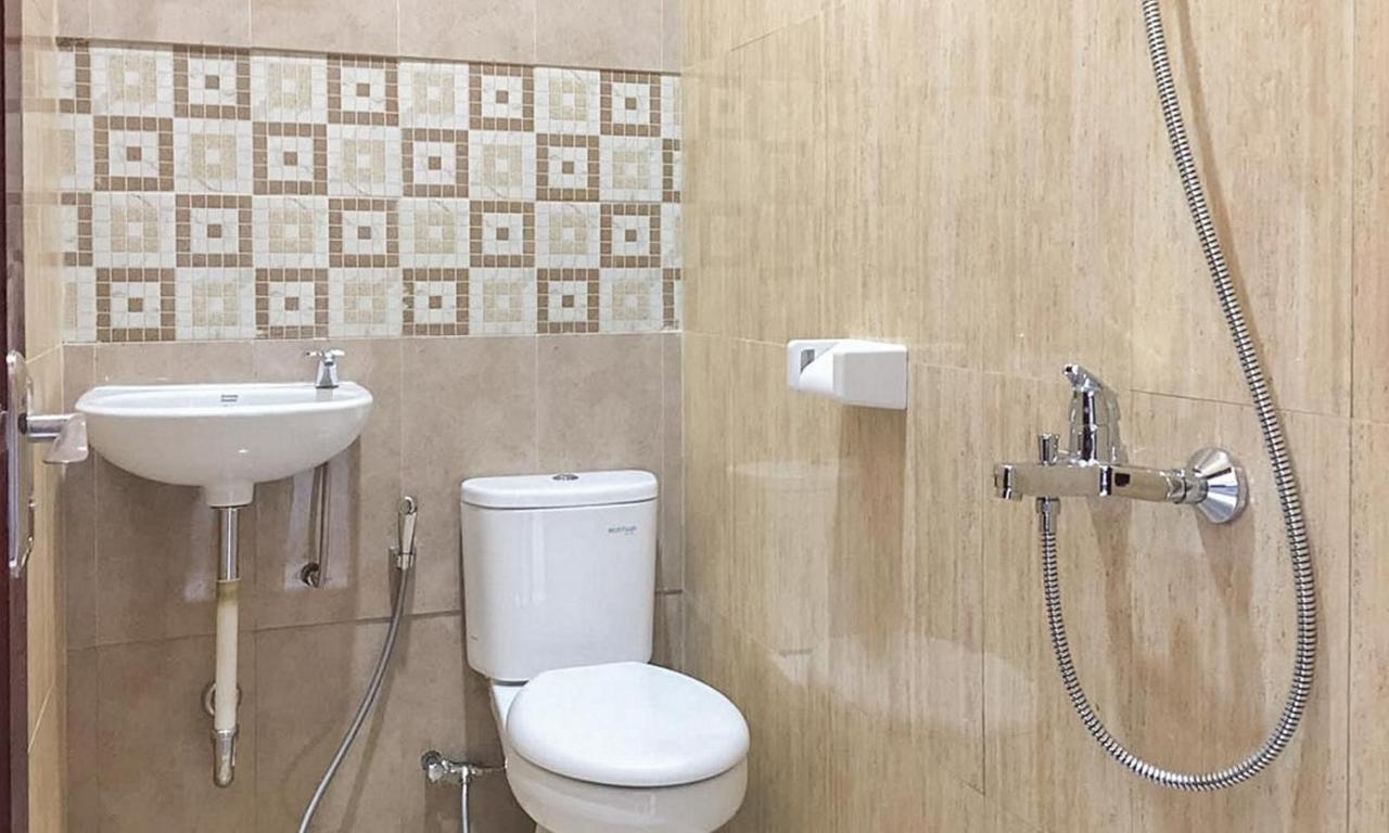 Hotel RedDoorz near Wisata Paribendo Bukit Lawang Zewnętrze zdjęcie